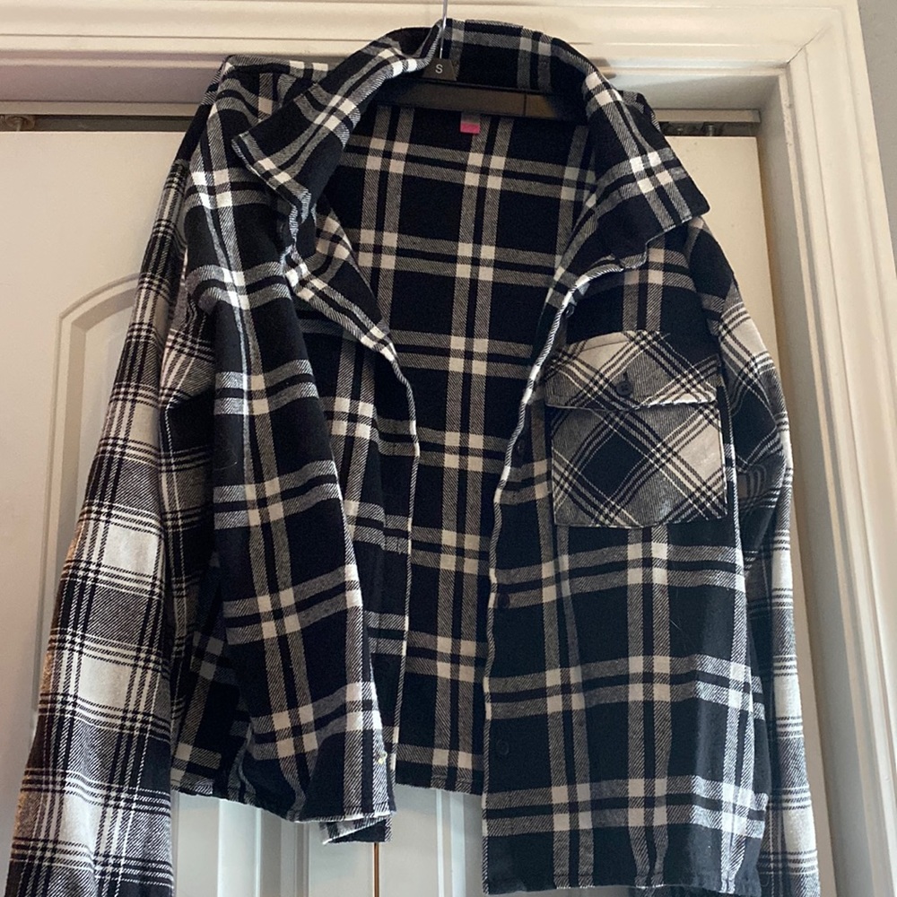 black and white checkered flannel